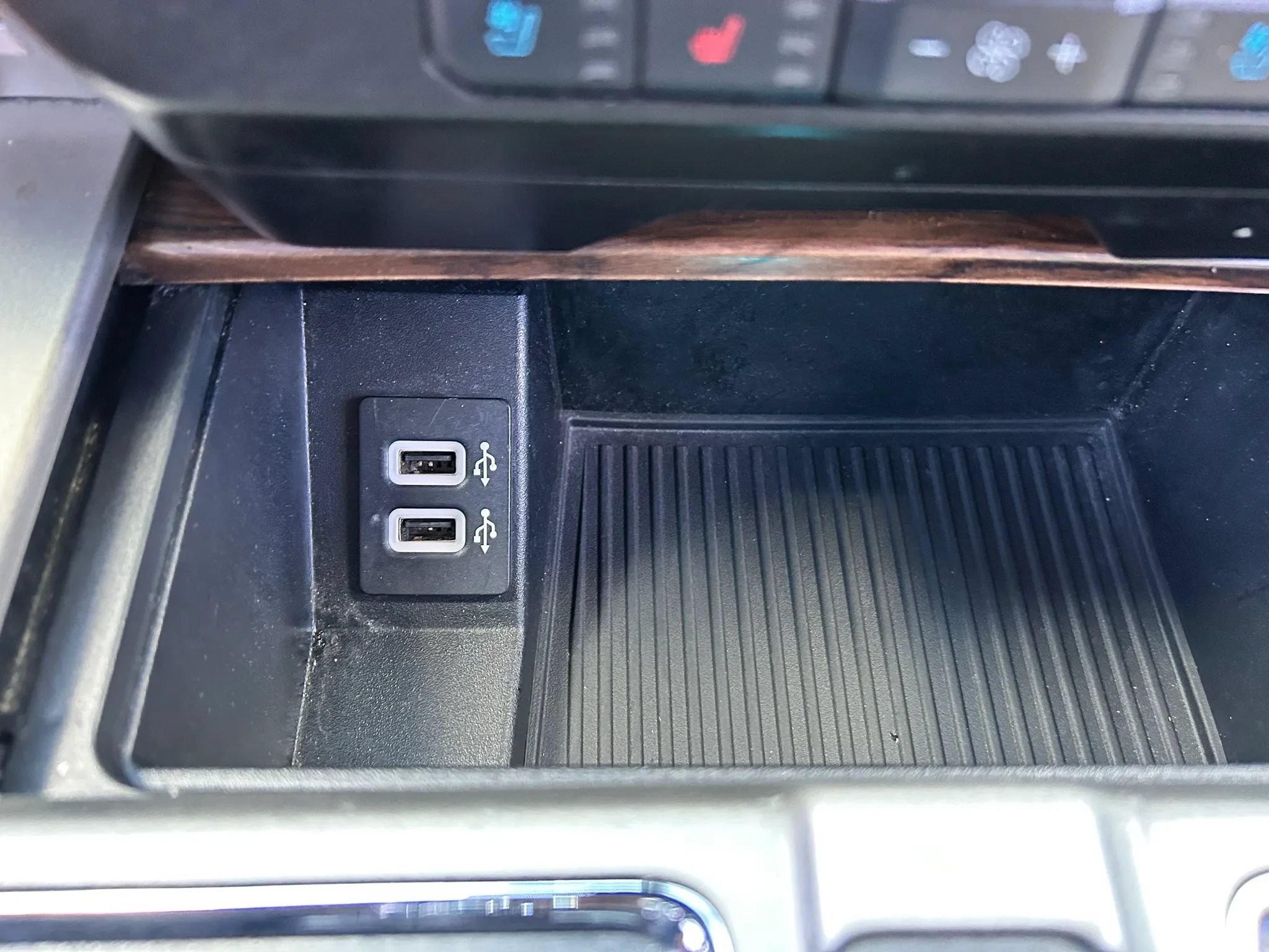 Used 2019 Ford F150 Lariat RWD image 24