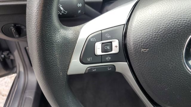 Used 2019 Volkswagen Jetta S w/ Driver Assistance Package image 8