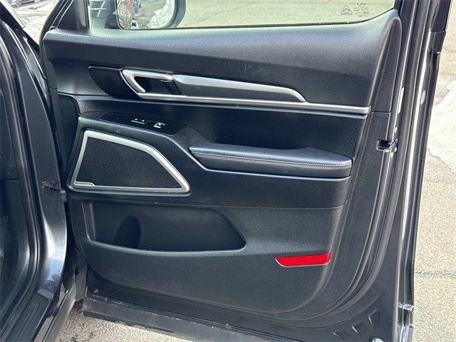 Used 2022 Kia Telluride S image 8