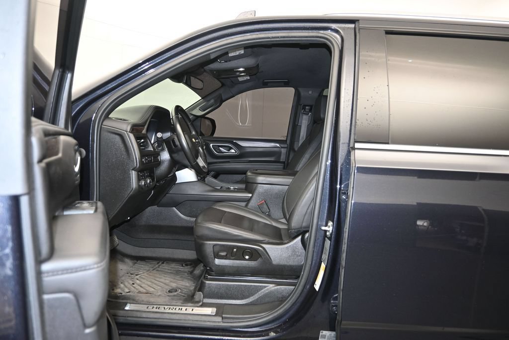 Used 2023 Chevrolet Tahoe LT AWD/4WD image 22