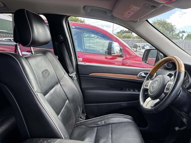 Used 2012 Jeep Grand Cherokee Overland w/ Trailer Tow Group RWD image 11