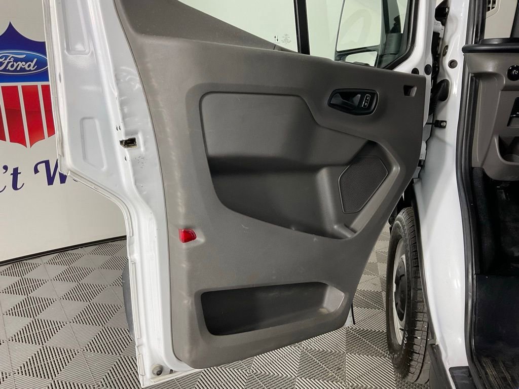 Used 2024 Ford Transit 250 148 Medium Roof RWD image 12