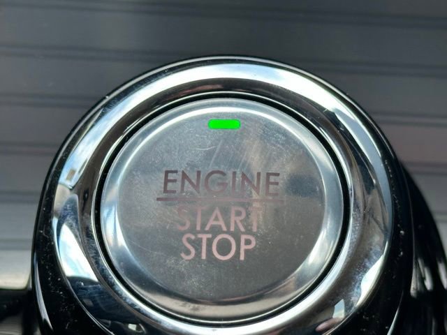 Used 2022 Lincoln Corsair FWD w/ Equipment Group 101A image 11