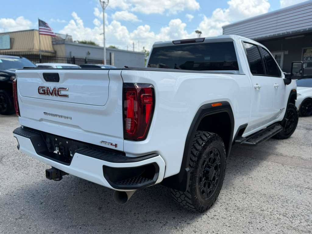 Used 2022 GMC Sierra 2500 AT4 AWD/4WD image 5
