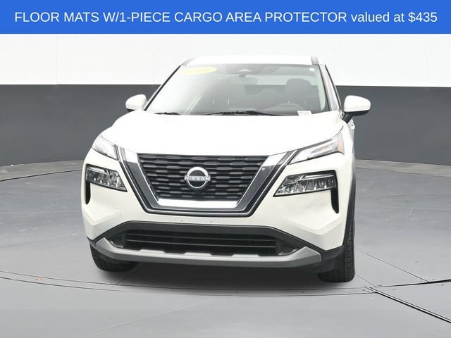 Used 2023 Nissan Rogue SV FWD image 2