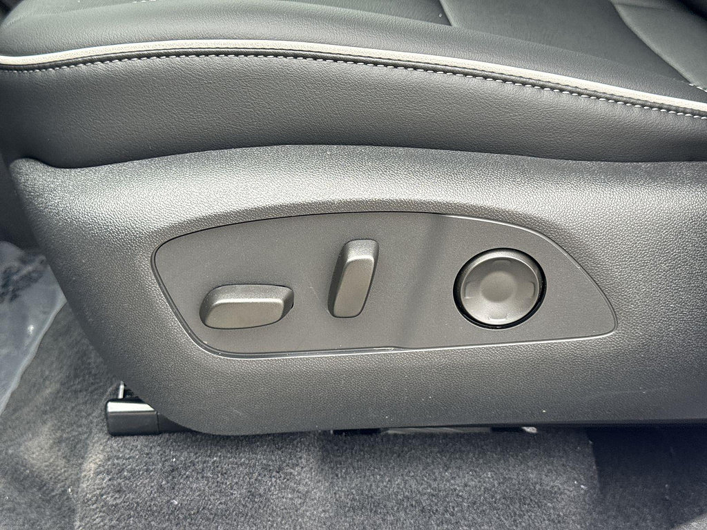 New 2026 Buick Enclave Preferred FWD image 21