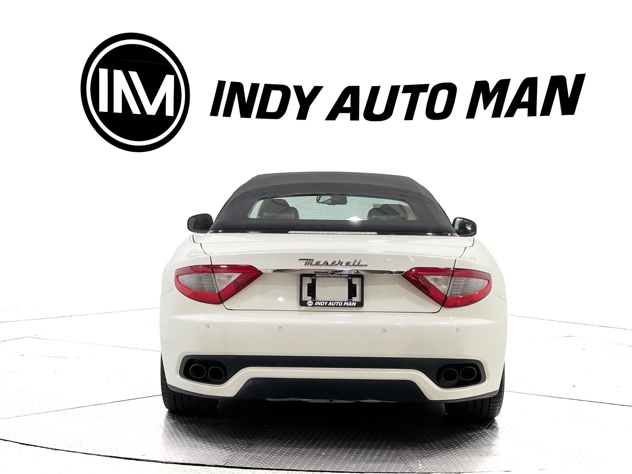 Used 2017 Maserati GranTurismo Convertible RWD image 5