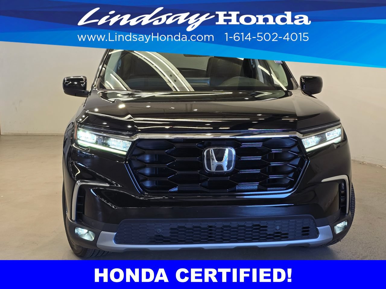 Certified 2023 Honda Pilot Touring image 2