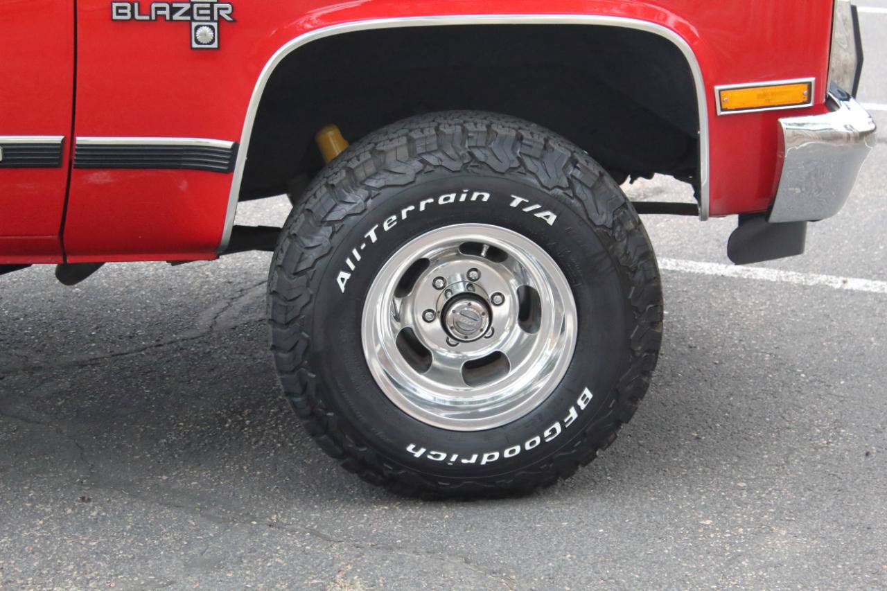 Used 1991 Chevrolet Blazer 4WD image 19