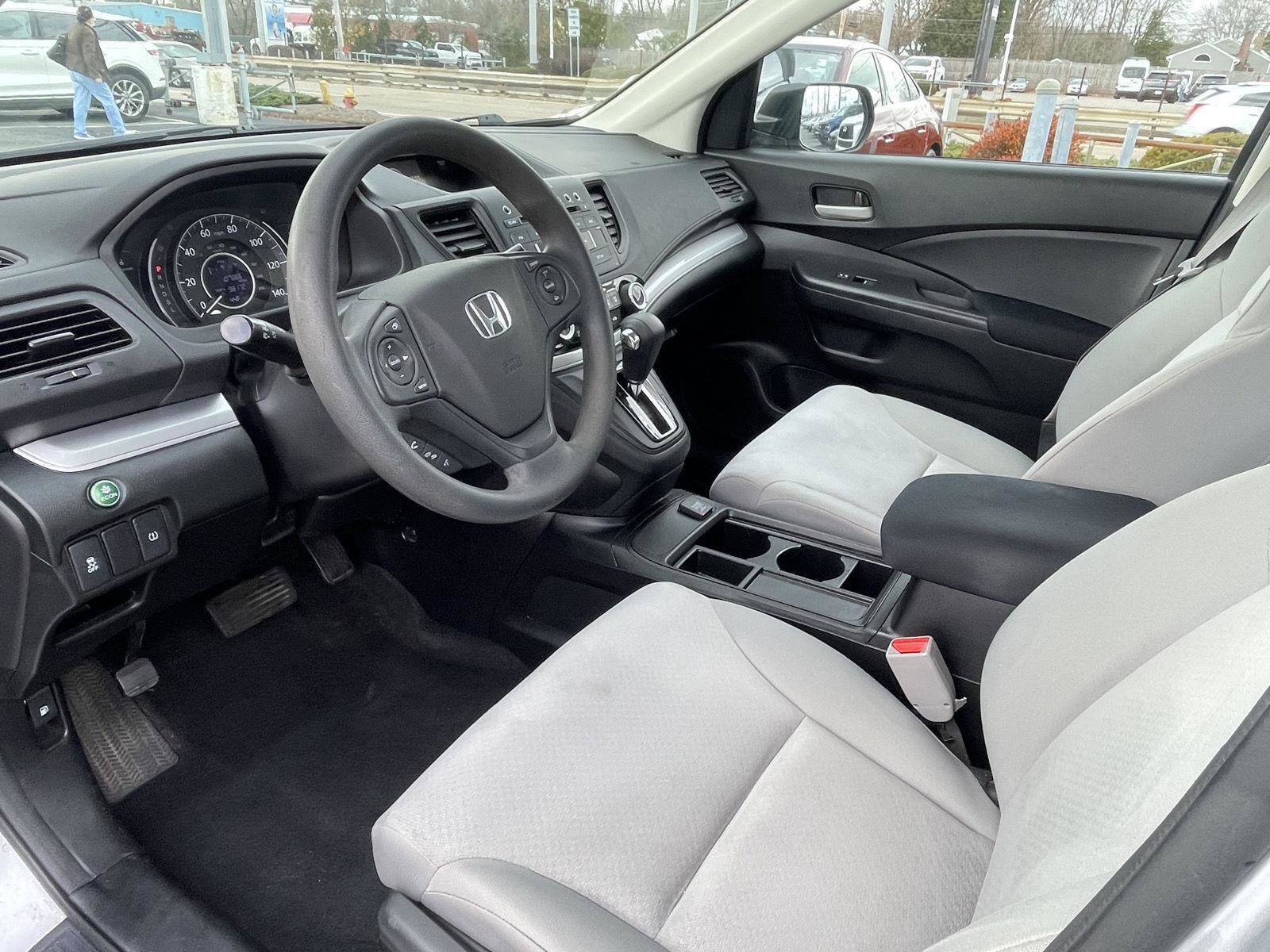 Used 2015 Honda CR-V LX image 8