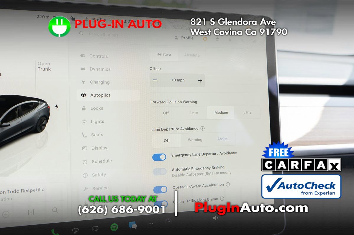 Used 2023 Tesla Model 3 Standard Range RWD image 25