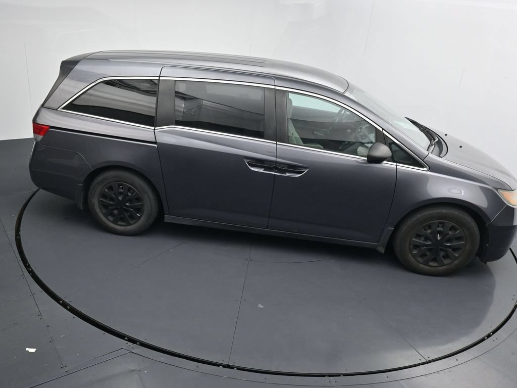 Used 2016 Honda Odyssey LX image 17