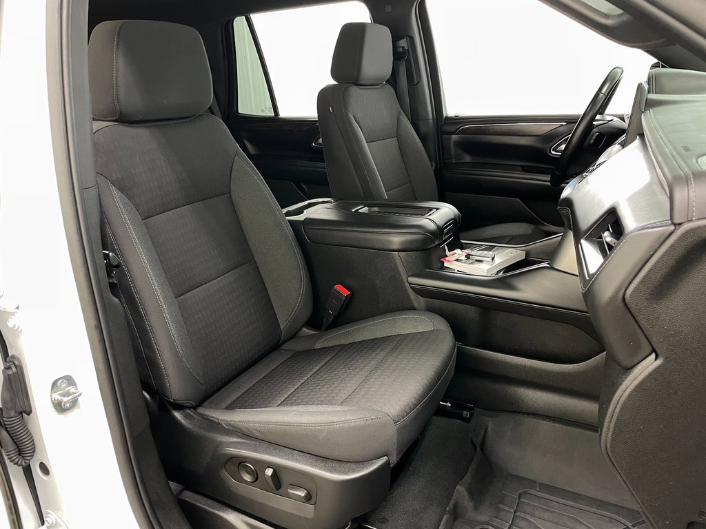 Used 2023 Chevrolet Tahoe LS image 40