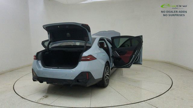 Used 2025 BMW i5 xDrive40 w/ M Sport Package image 72