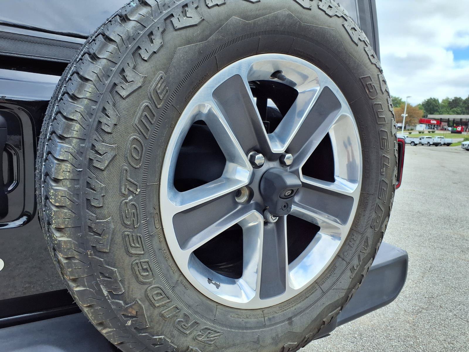 Used 2018 Jeep Wrangler Unlimited Sport AWD/4WD image 34
