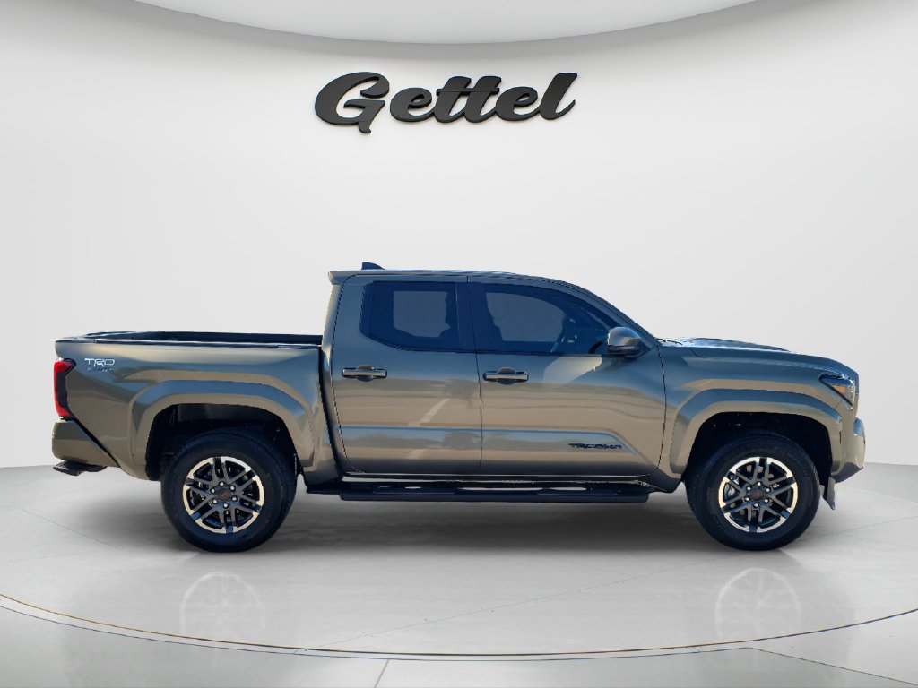 Certified 2025 Toyota Tacoma TRD Sport AWD/4WD image 4