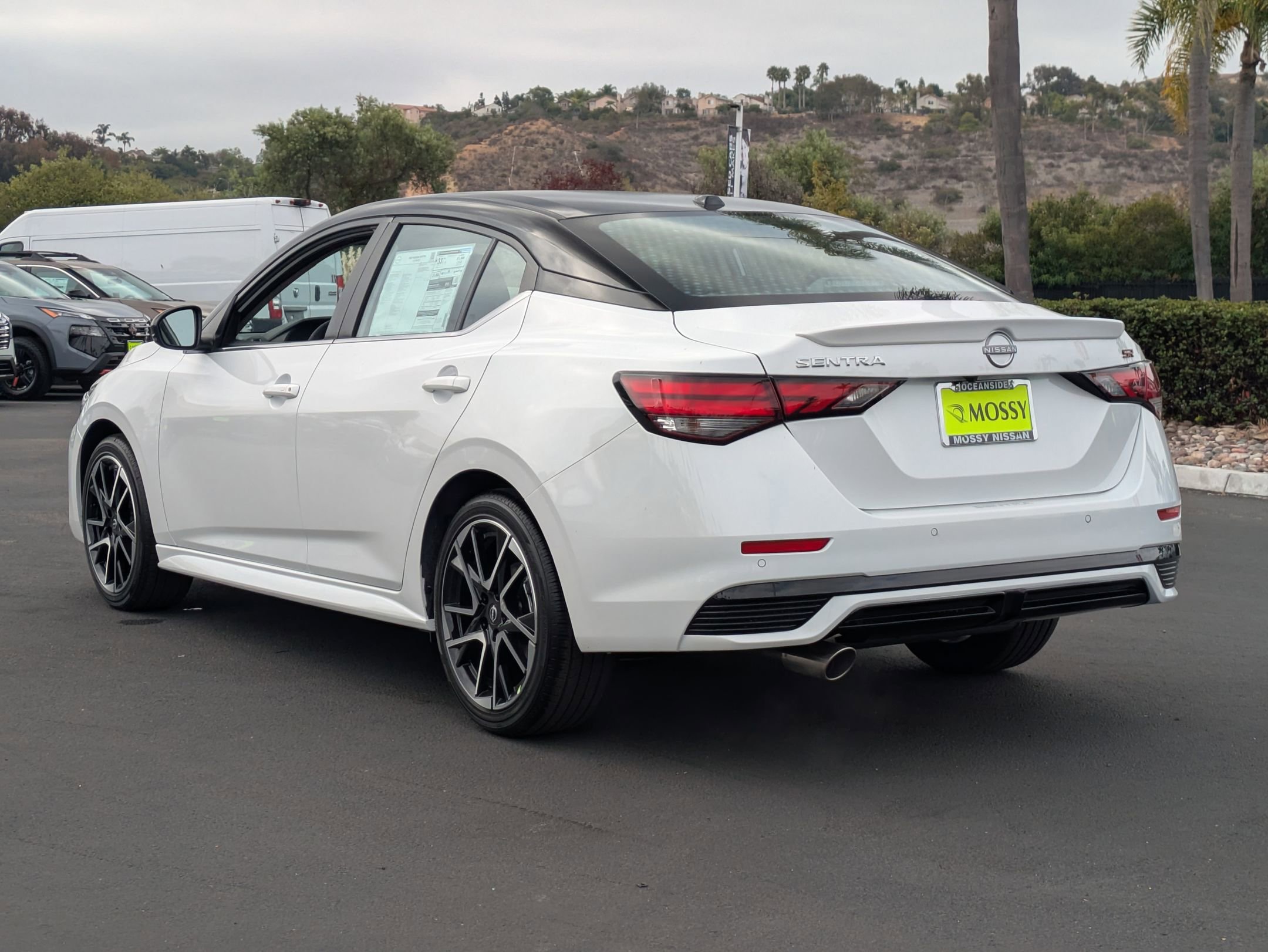 New 2025 Nissan Sentra SR image 6