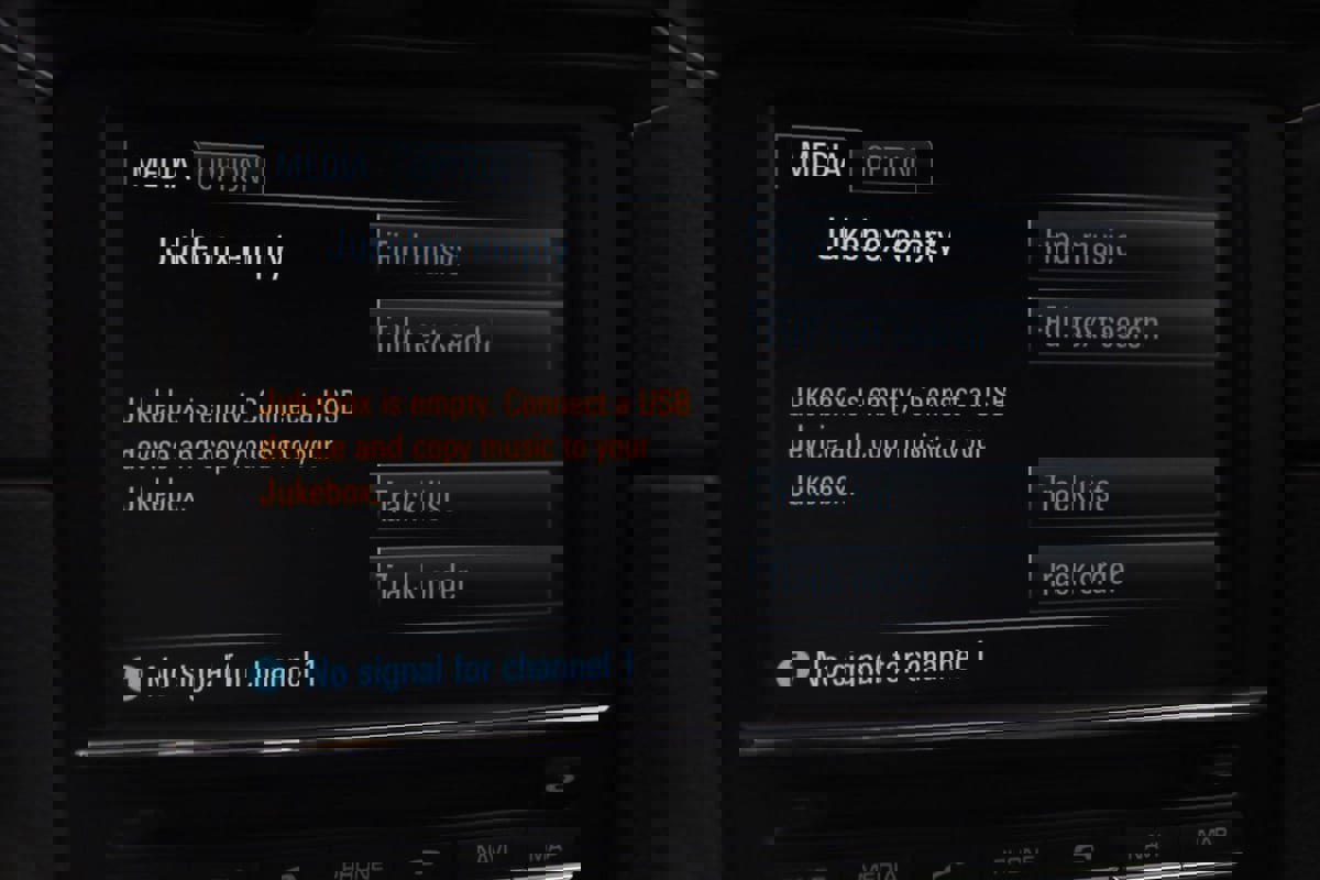 Used 2016 Porsche 911 Carrera Black Edition w/ Sport Chrono Package image 49