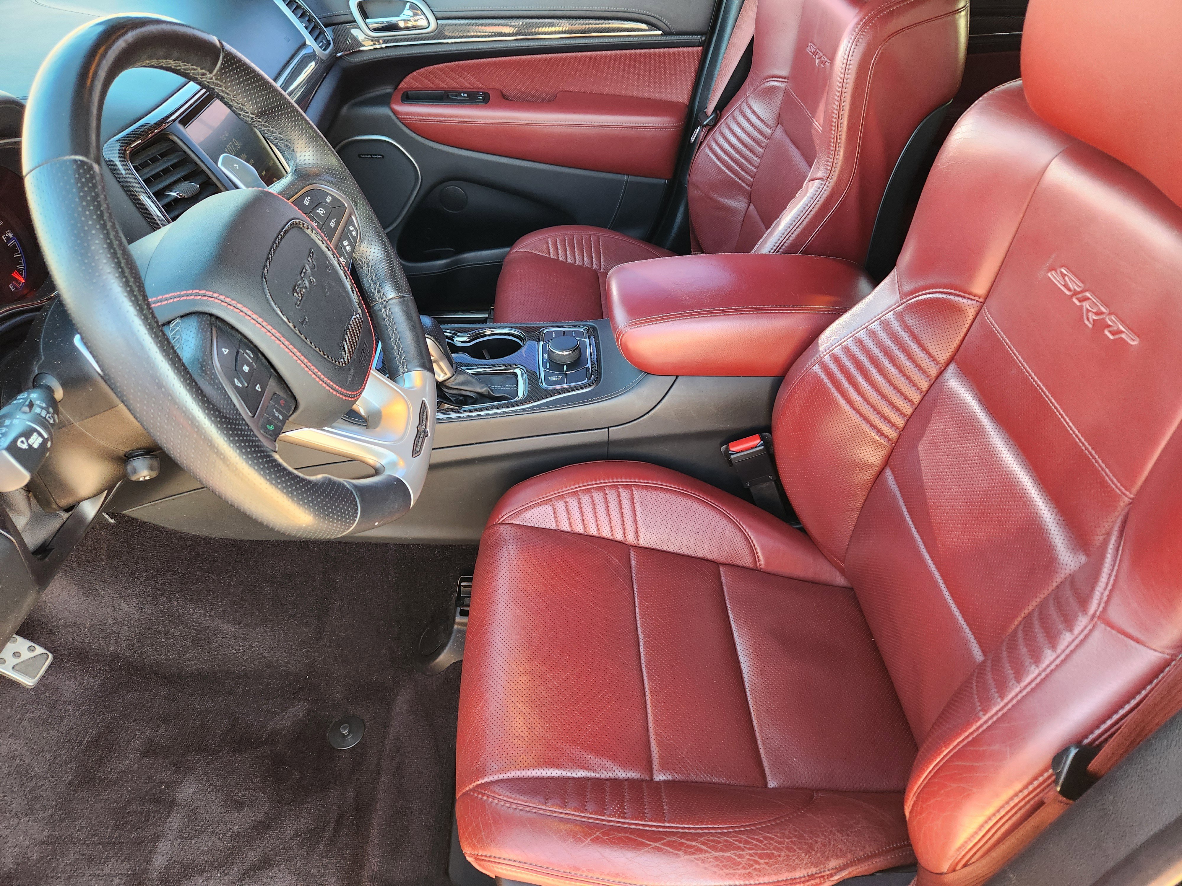 Used 2017 Jeep Grand Cherokee SRT image 13