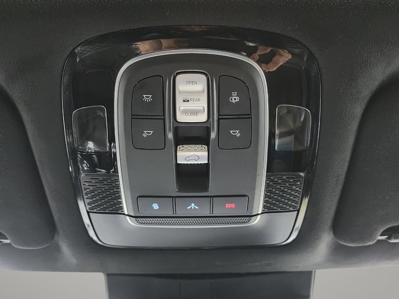 Used 2020 Hyundai Palisade Limited AWD/4WD image 16