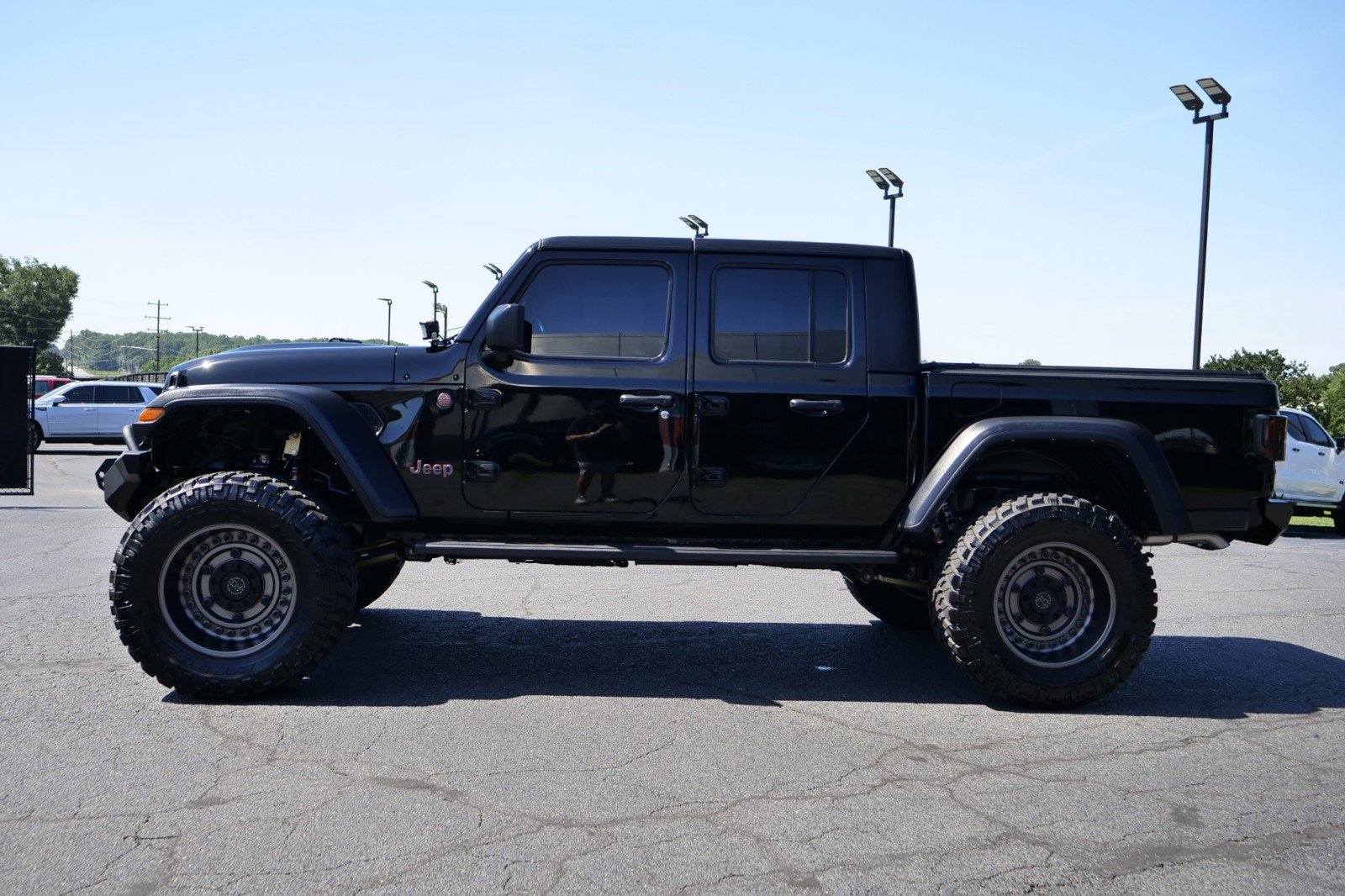 Used 2023 Jeep Gladiator Mojave w/ Cold Weather Group AWD/4WD image 58