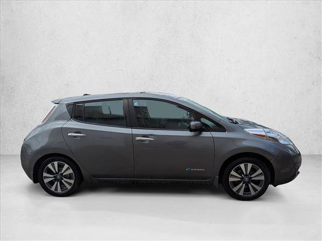 Used 2017 Nissan Leaf SV FWD image 4
