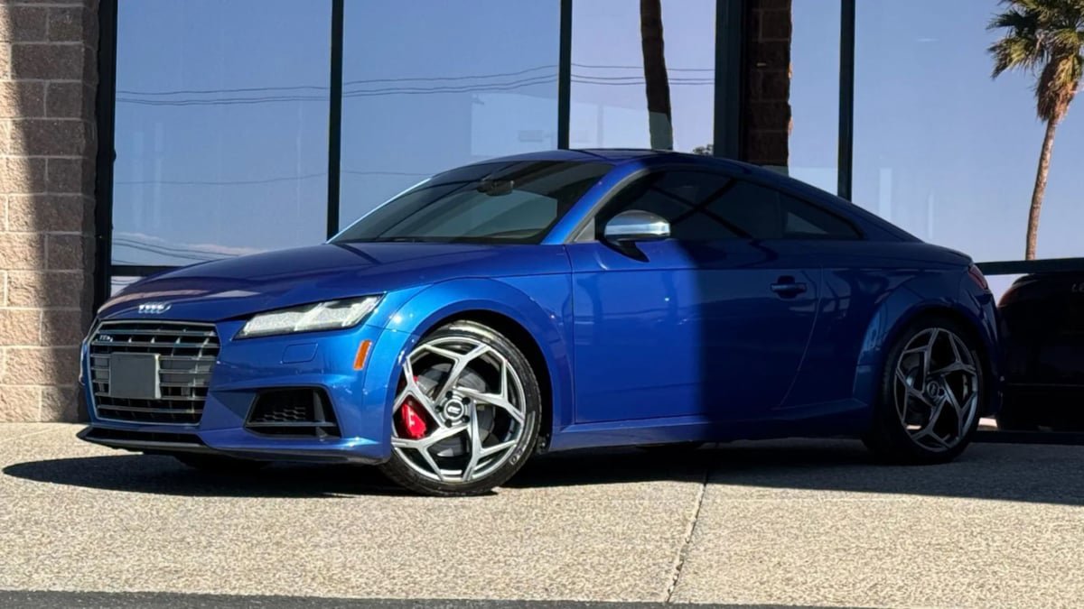 Used 2016 Audi TTS 2.0T Coupe AWD/4WD image 4