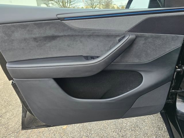 Used 2026 Tesla Model Y Long Range image 17