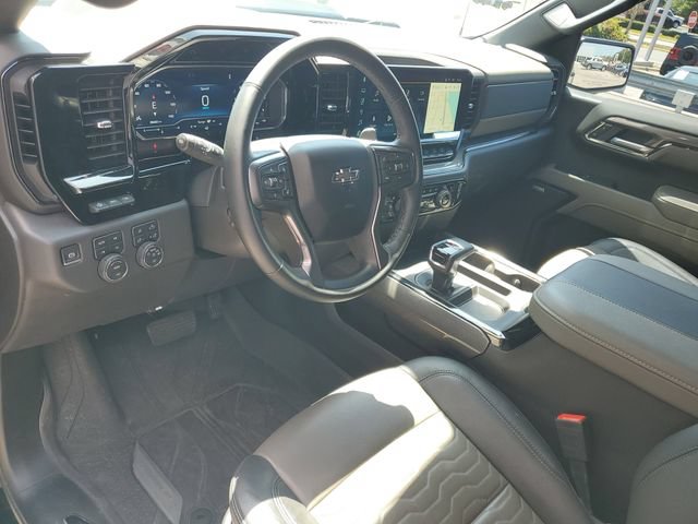 Used 2024 Chevrolet Silverado 1500 ZR2 w/ Technology Package AWD/4WD image 25
