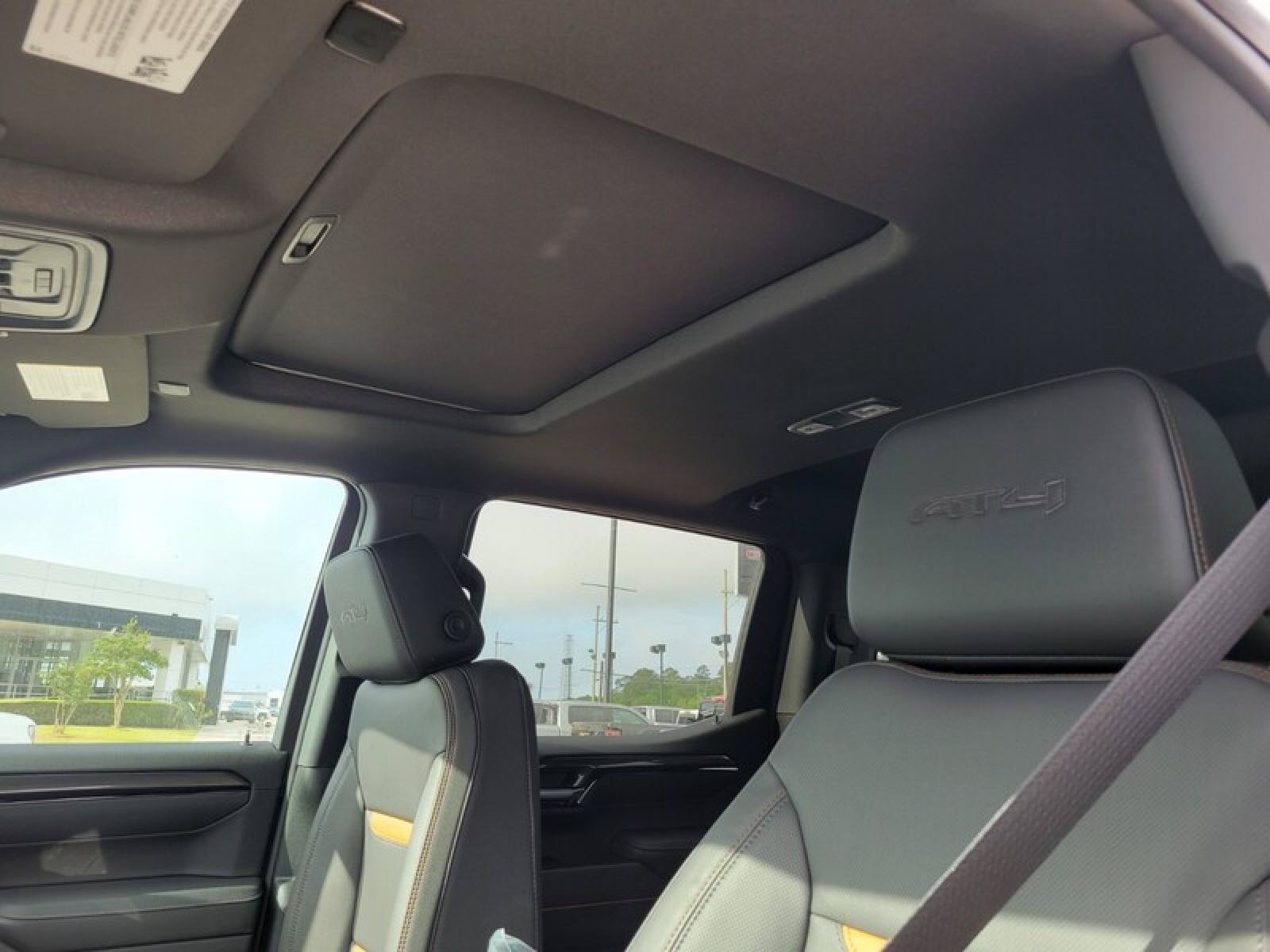 New 2026 GMC Sierra 1500 AT4 w/ AT4 Premium Package AWD/4WD image 24