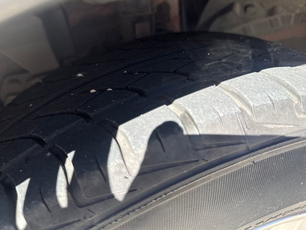 Used 2019 Nissan Rogue SV image 30