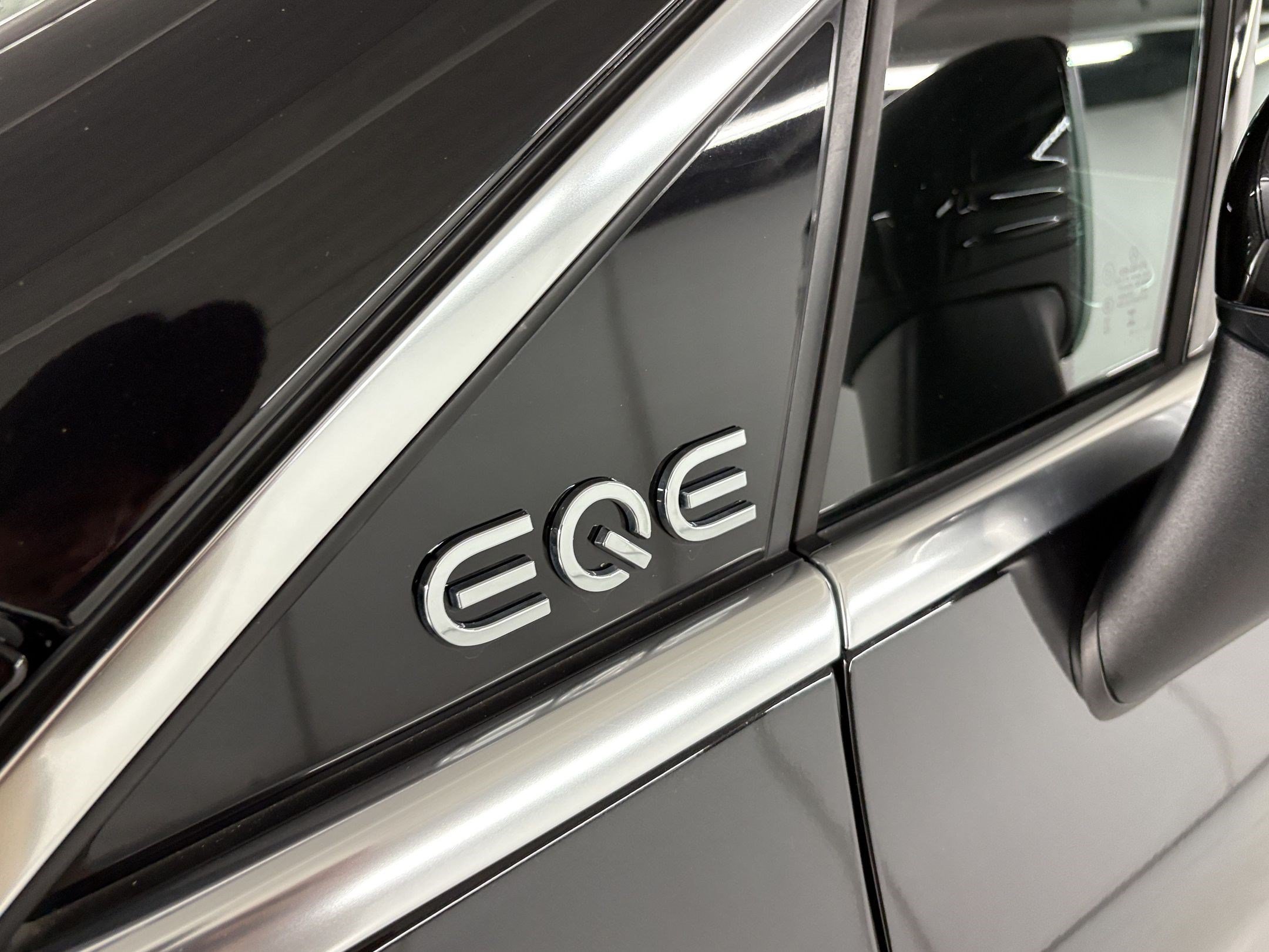 Certified 2023 Mercedes-Benz EQE 350+ 4MATIC SUV image 32