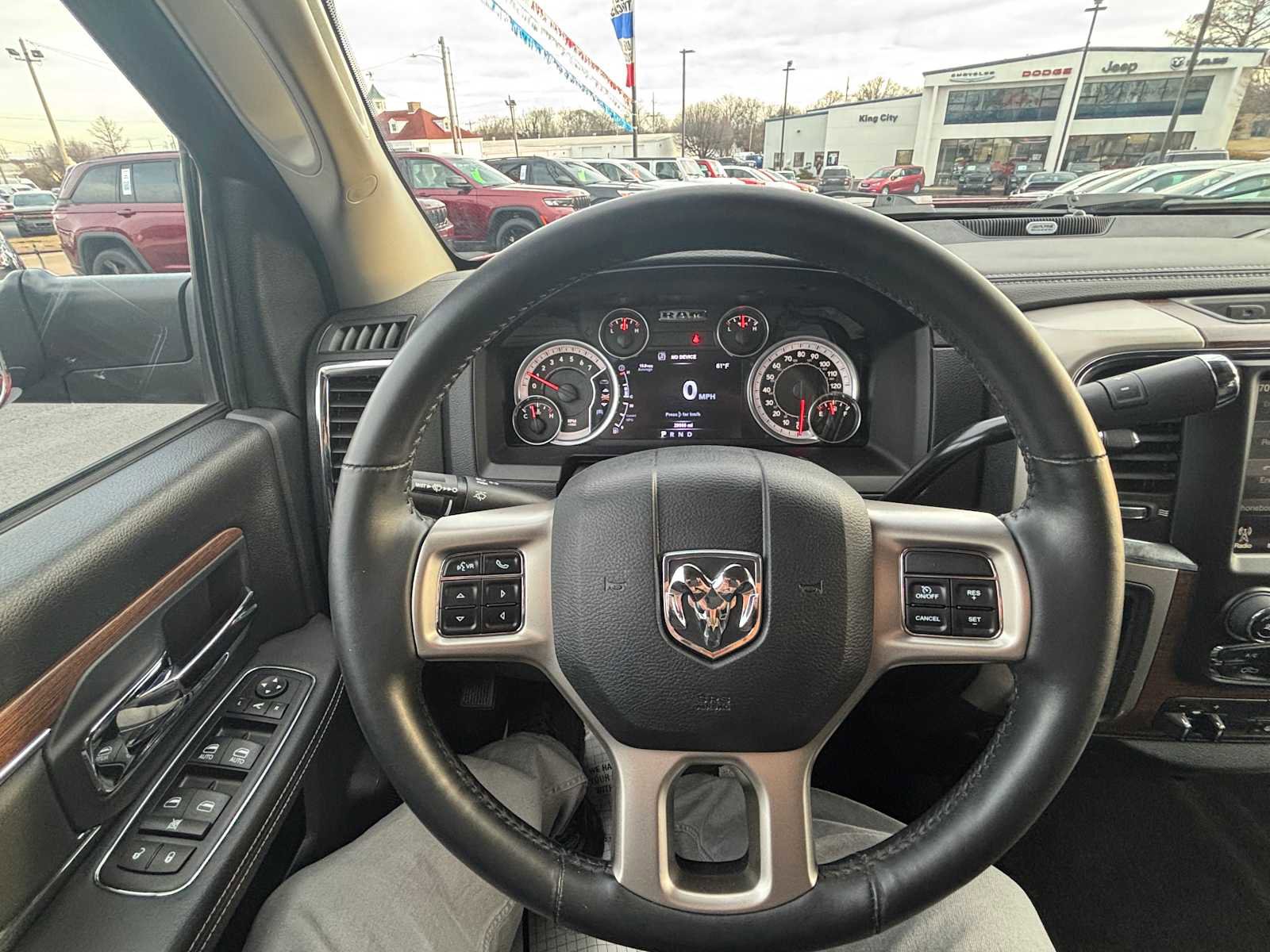 Used 2015 RAM 2500 Laramie image 19