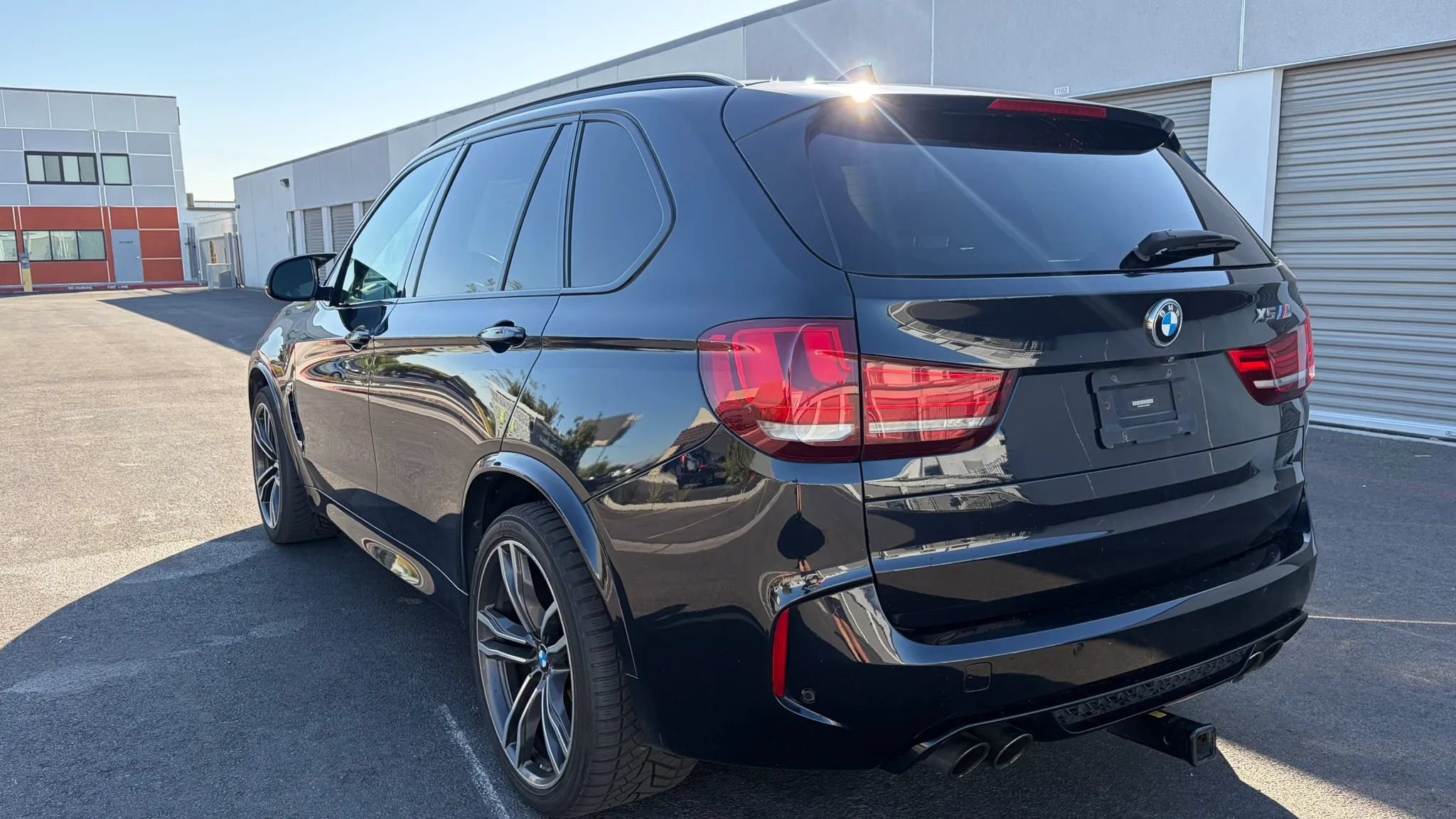 Used 2017 BMW X5 M AWD/4WD image 3