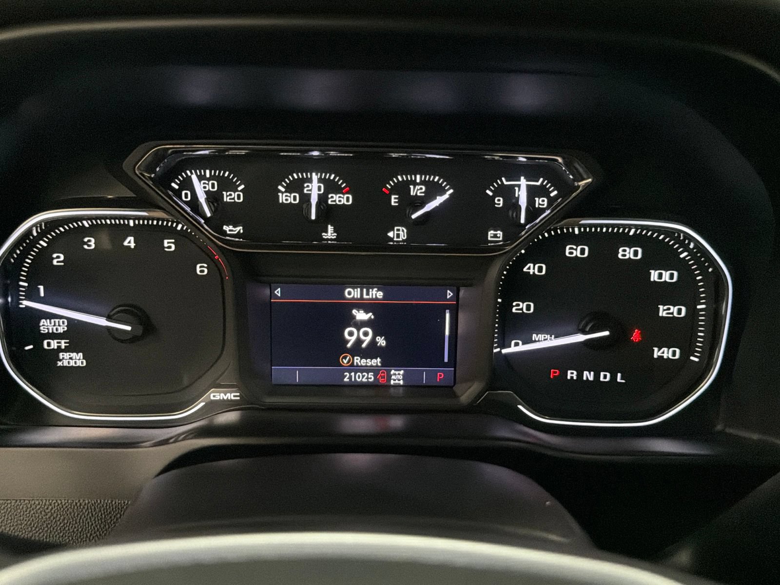 Used 2021 GMC Sierra 1500 SLT w/ SLT Premium Plus Package AWD/4WD image 30