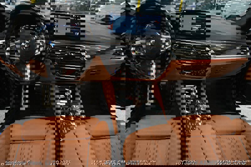 Used 2022 BMW M550i xDrive w/ Executive Package image 15