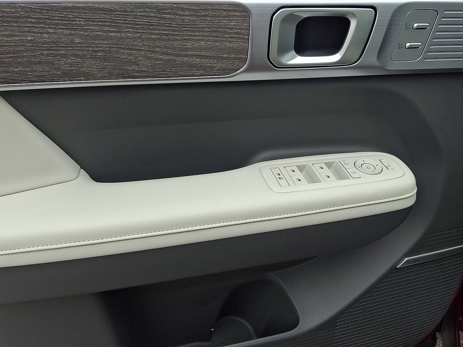 New 2026 Hyundai Santa Fe Calligraphy image 7