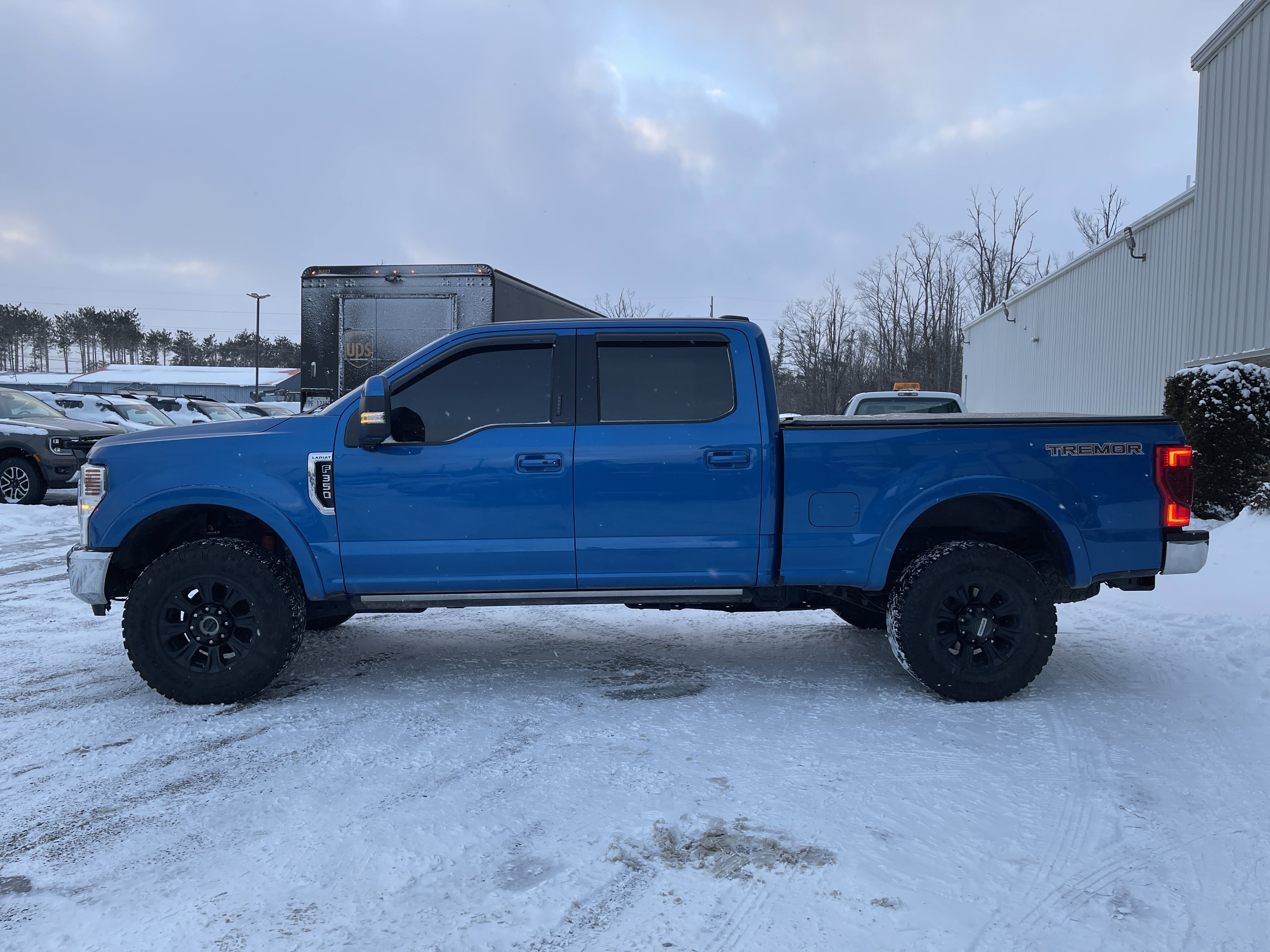 Used 2020 Ford F350 Lariat w/ Tremor Off-Road Package image 7