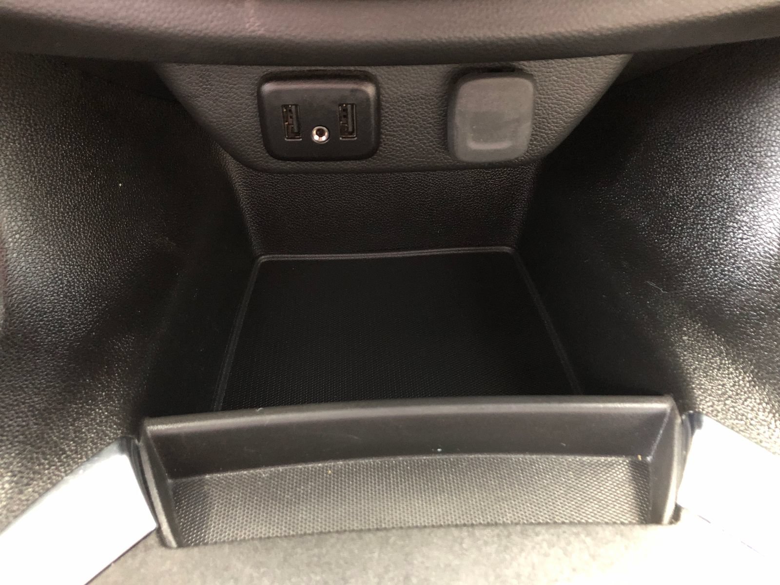Used 2023 Chevrolet Traverse LS w/ Safety Package FWD image 26