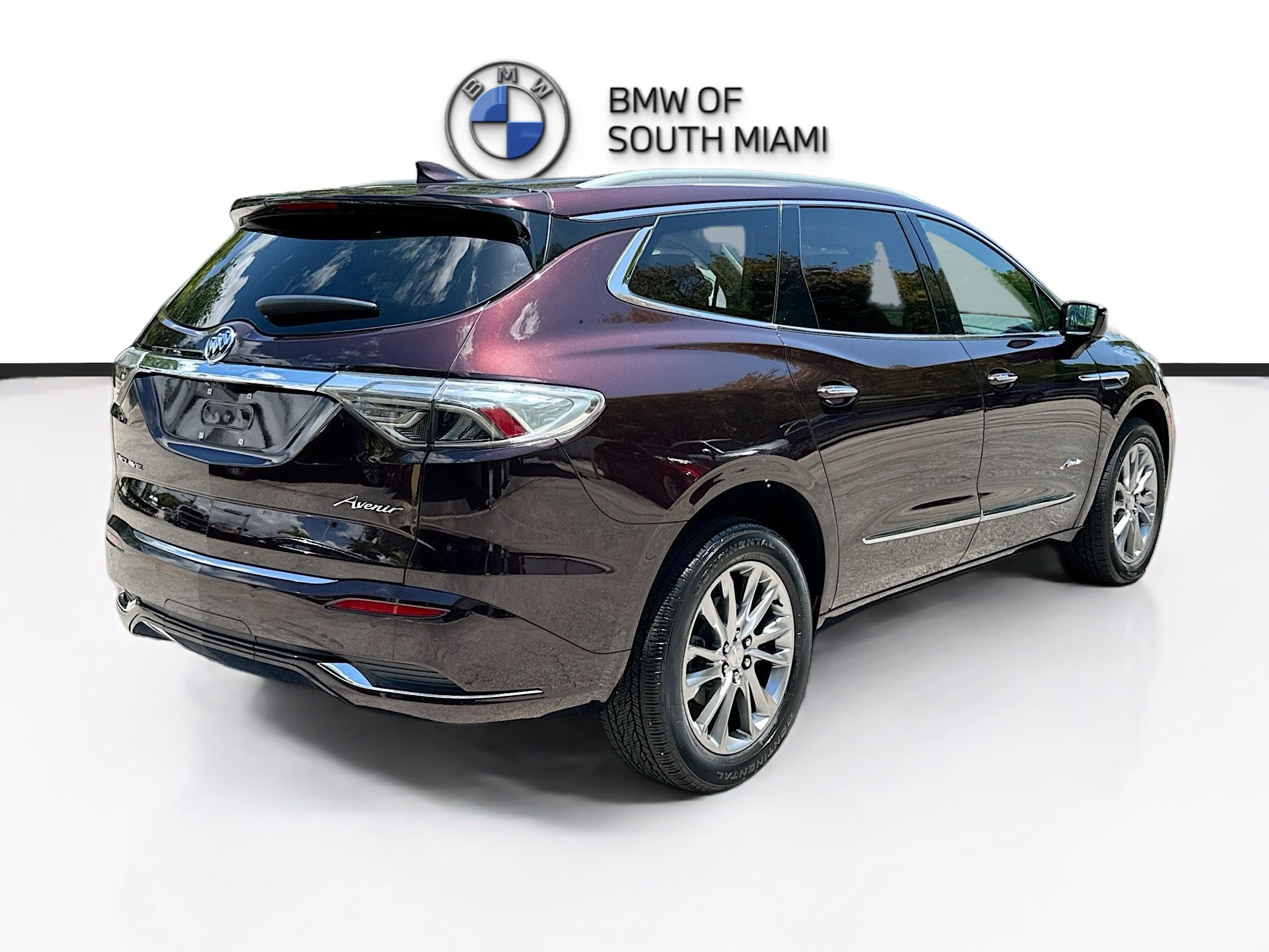 Used 2022 Buick Enclave Avenir FWD image 7
