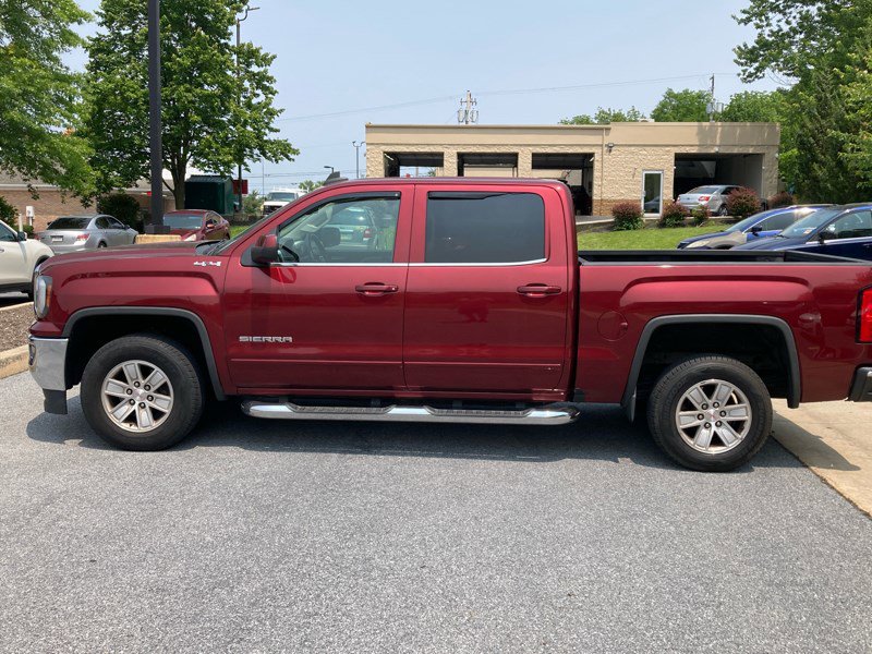 Used 2017 GMC Sierra 1500 SLE w/ SLE Value Package AWD/4WD image 8