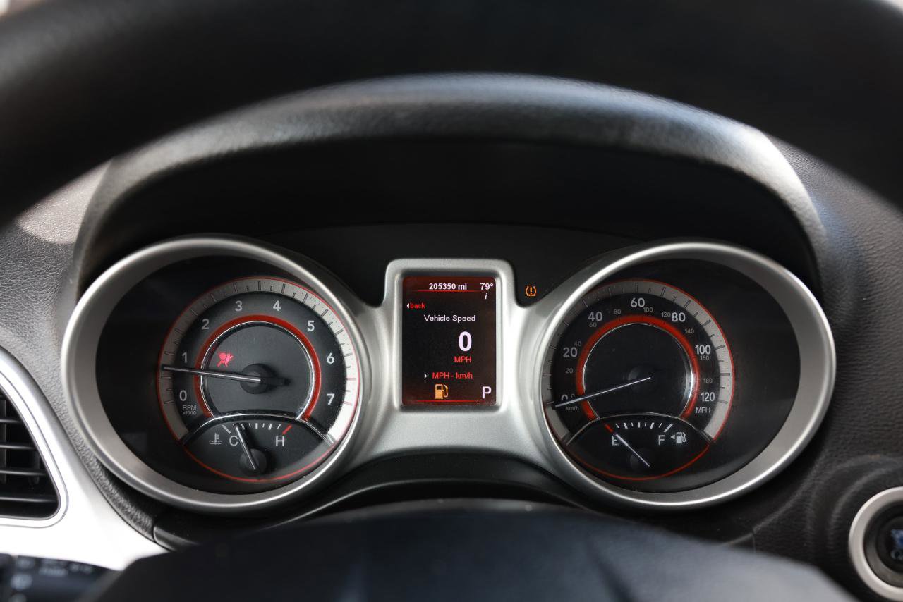 Used 2012 Dodge Journey SXT w/ Flexible Seating Group image 31