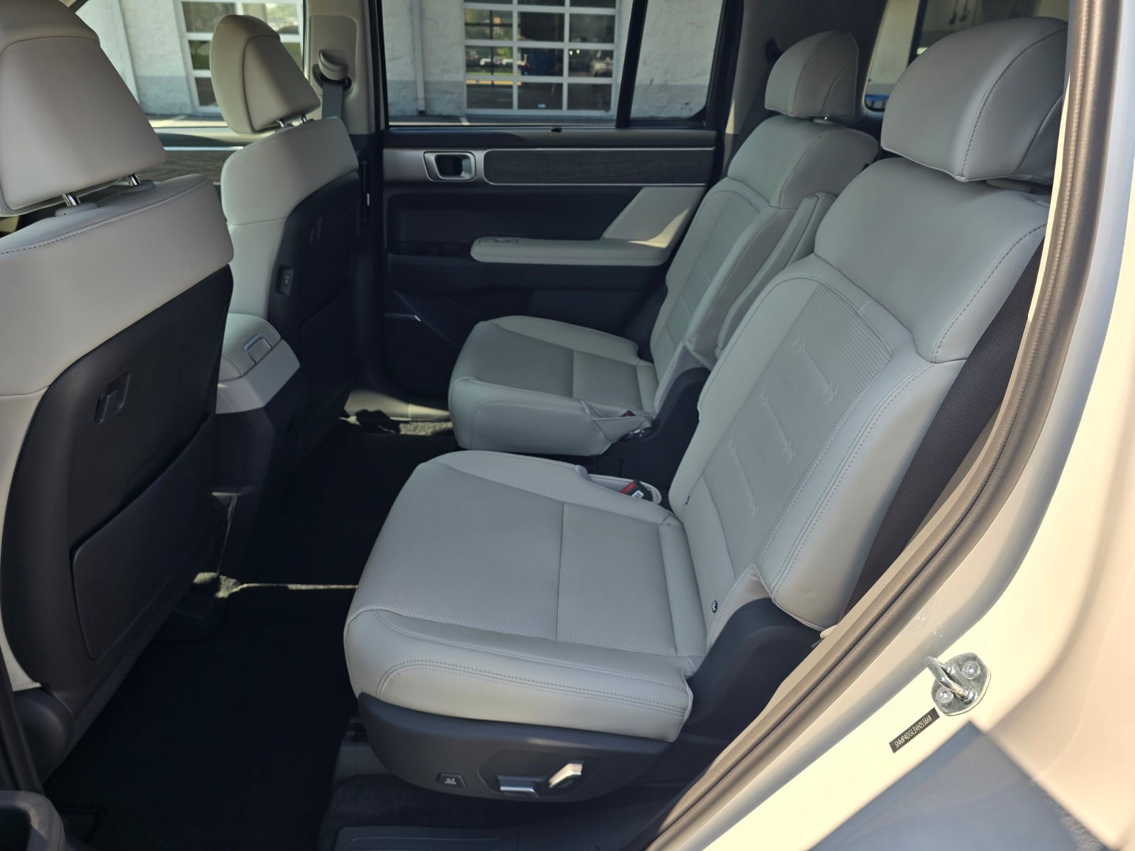 New 2027 Hyundai Santa Fe Limited AWD/4WD image 11