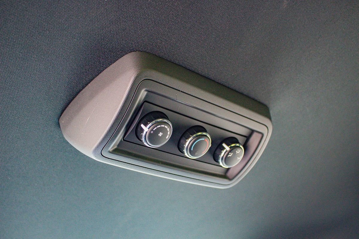 Used 2019 Dodge Grand Caravan SE FWD image 25