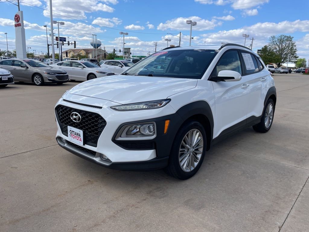 Used 2021 Hyundai Kona SEL Plus FWD image 2