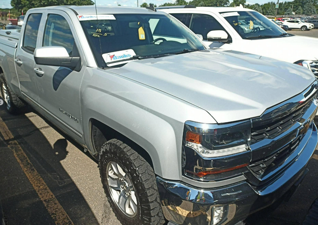Used 2018 Chevrolet Silverado 1500 LT w/ All Star Edition AWD/4WD image 3