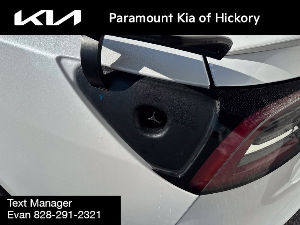 Used 2022 Tesla Model 3 Long Range AWD/4WD image 12