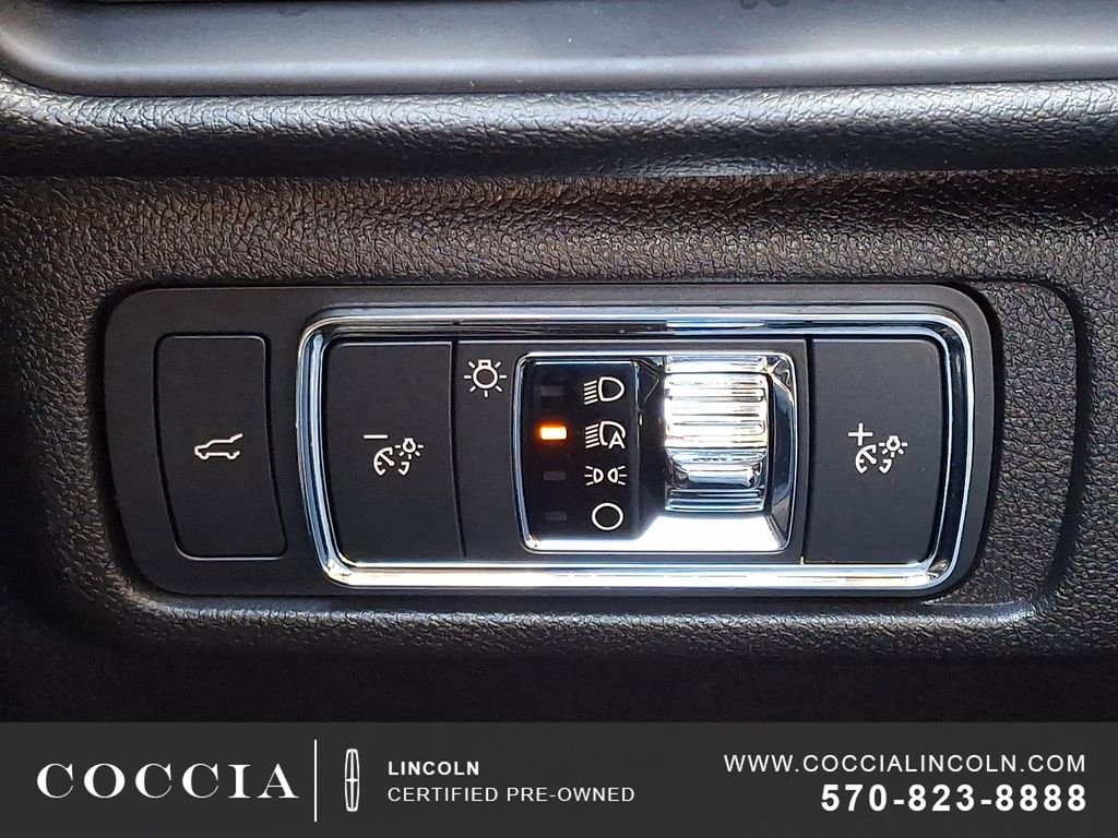 Certified 2022 Lincoln Corsair AWD w/ Equipment Group 101A image 26