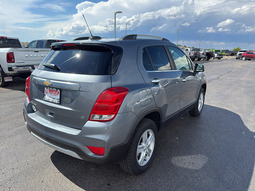 Used 2019 Chevrolet Trax LT w/ LT Convenience Package AWD/4WD image 5