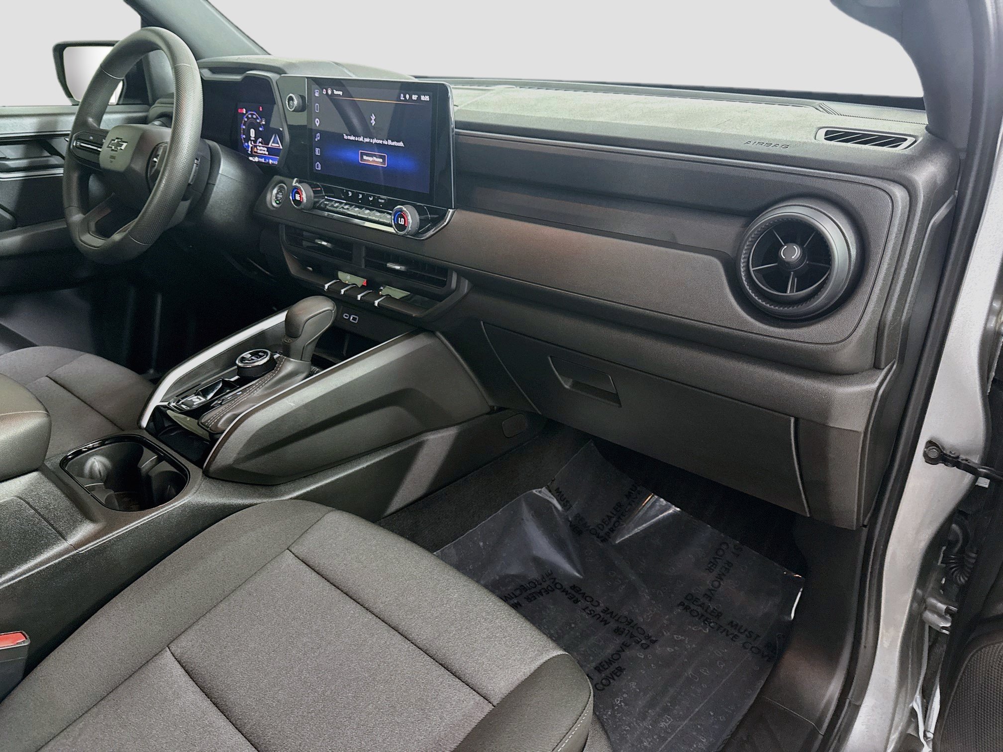 Used 2025 Chevrolet Colorado Trail Boss AWD/4WD image 30